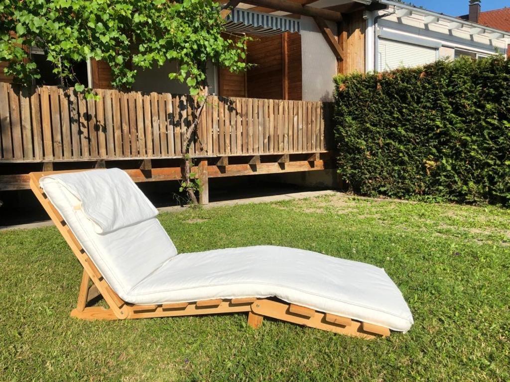 Familienfreundliches Ferienhaus Amara Mit Garten Und Terrasse - Friedrichshafen Am Bodensee Bagian luar foto