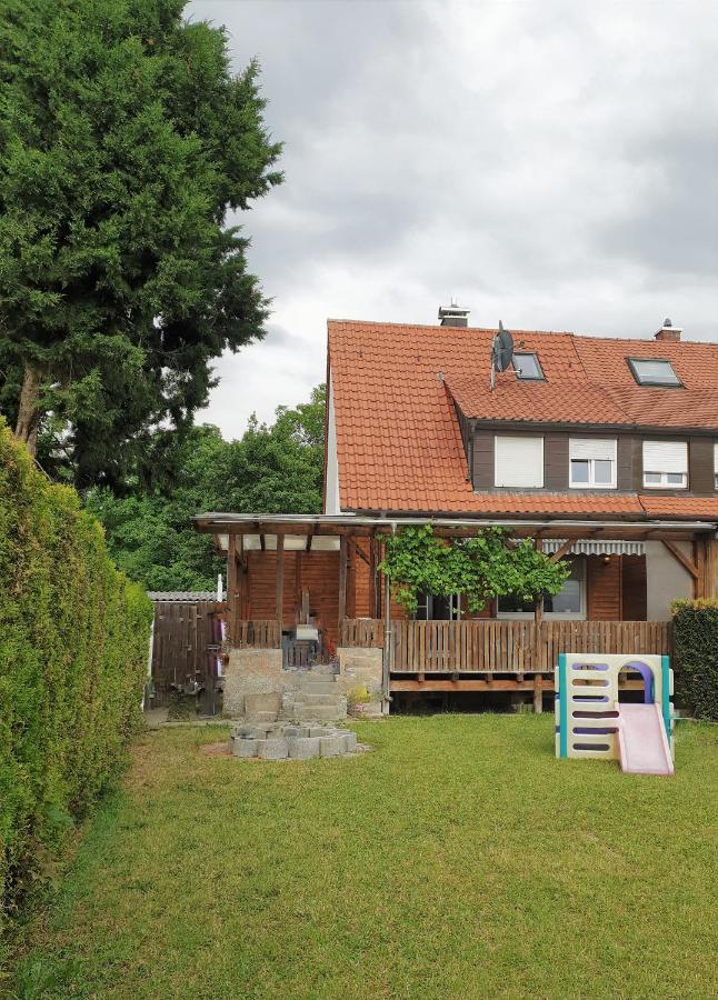 Familienfreundliches Ferienhaus Amara Mit Garten Und Terrasse - Friedrichshafen Am Bodensee Bagian luar foto