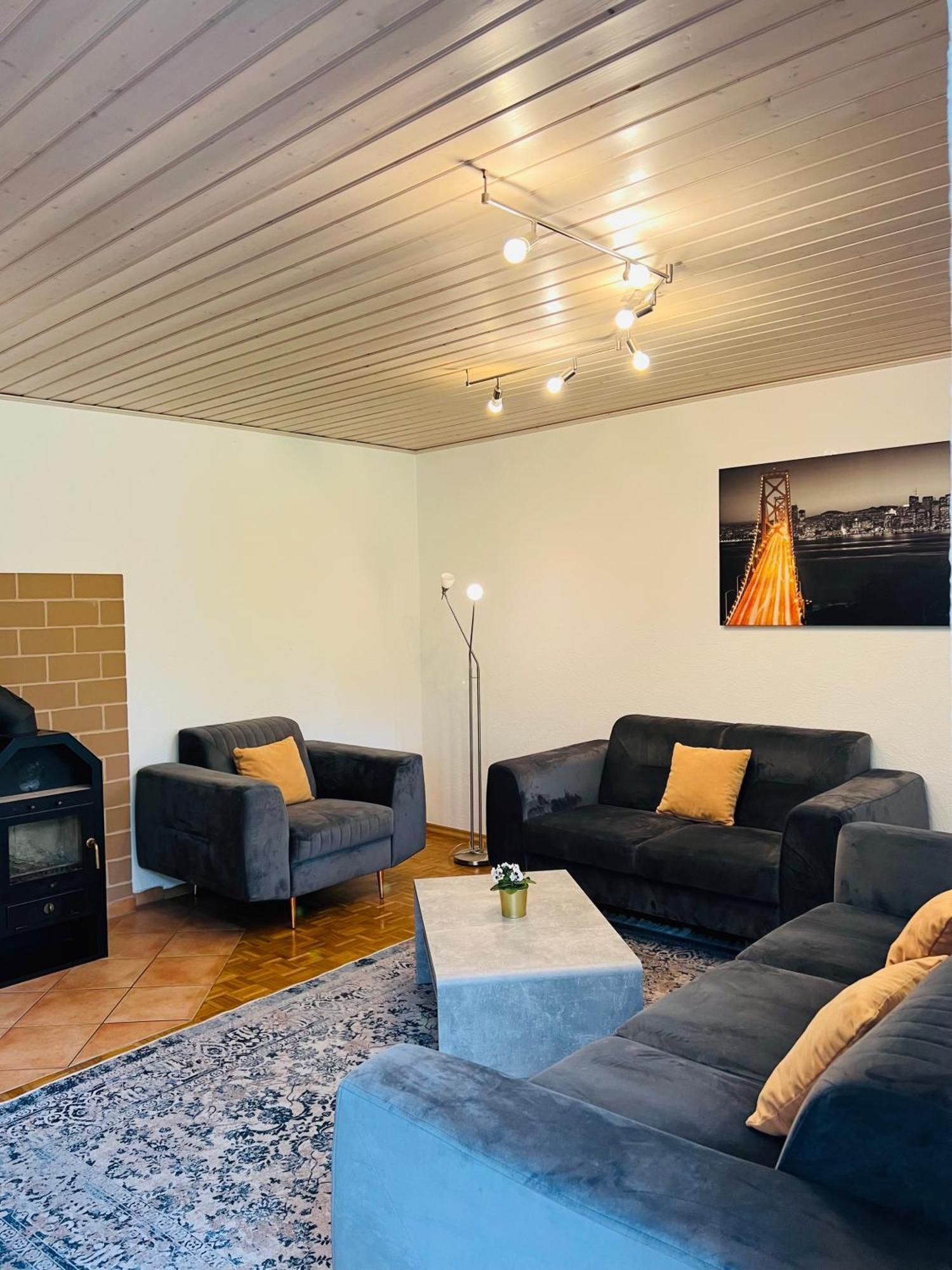 Familienfreundliches Ferienhaus Amara Mit Garten Und Terrasse - Friedrichshafen Am Bodensee Bagian luar foto